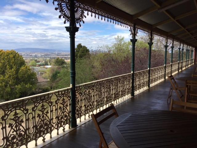 Holmhurst Guest House Батърст Екстериор снимка