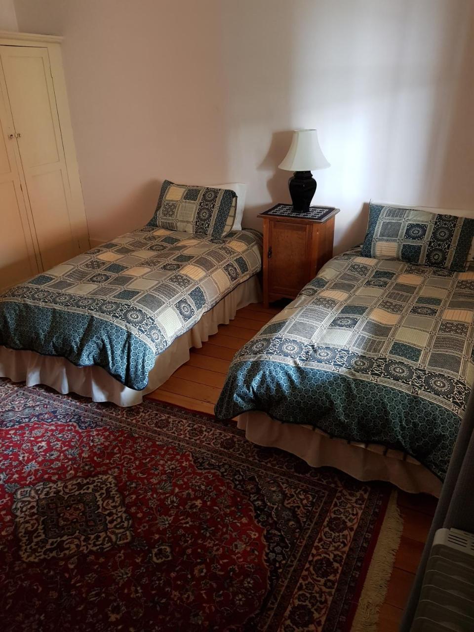 Holmhurst Guest House Батърст Екстериор снимка