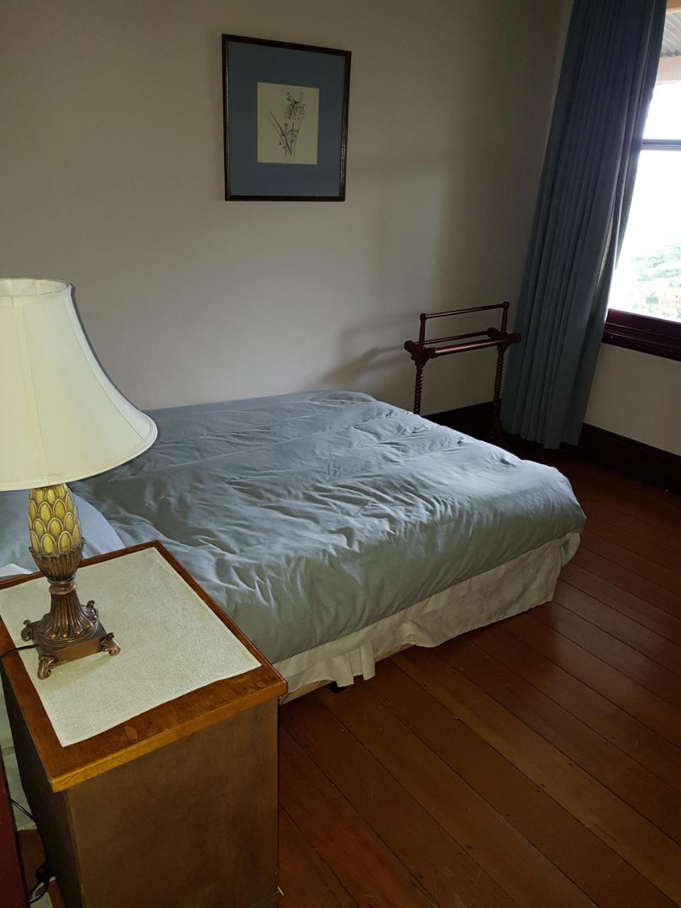 Holmhurst Guest House Батърст Екстериор снимка