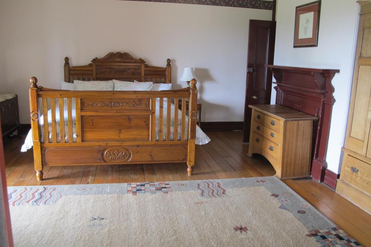 Holmhurst Guest House Батърст Екстериор снимка