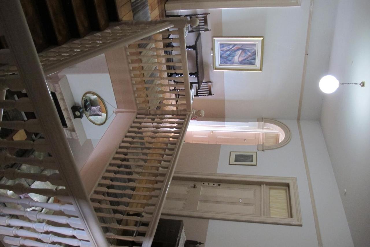 Holmhurst Guest House Батърст Екстериор снимка